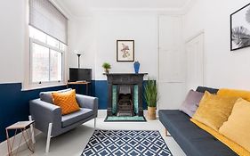 Bright & Beautiful Period Property - Pass The Keys